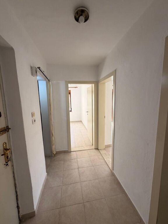 Apartament me Qira