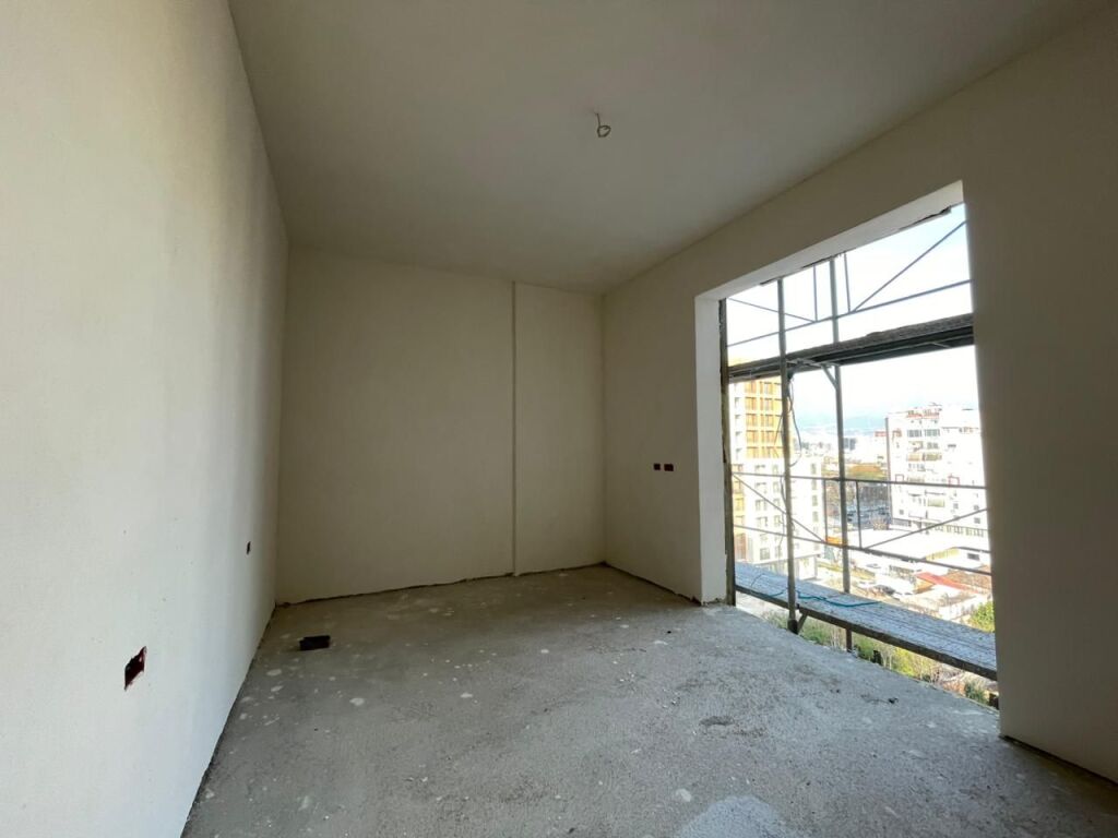 Apartment 2+1 for sale at Former Aviation Field.