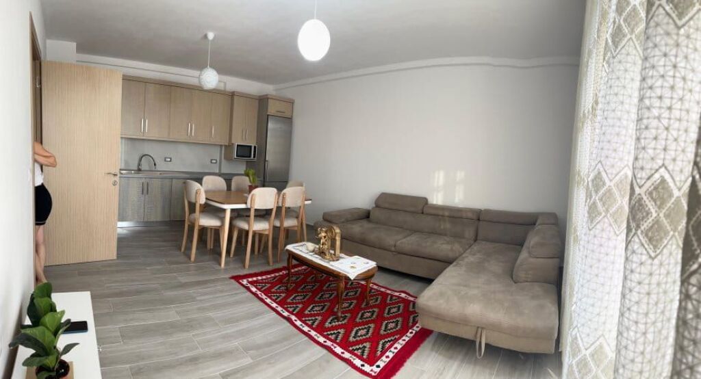 Apartament Me Qera 3+1+2 Tek 5 Maji (ID B230167) Tirane