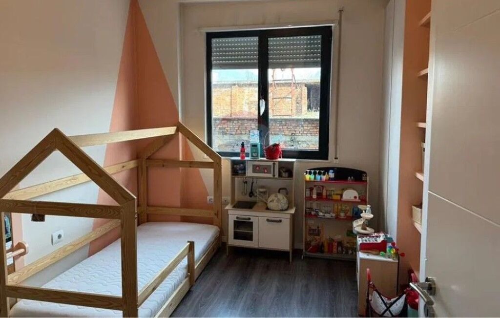 Apartment - For Sale - Porcelain ID: 530261046-484