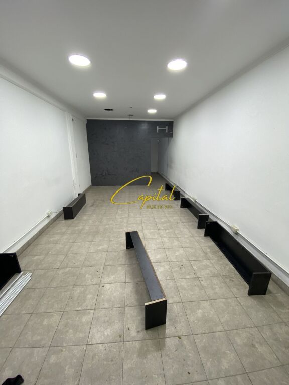 NEGOZIO IN AFFITTO 70 M2 COMUNE DI PARIGI 60.000 LEKE