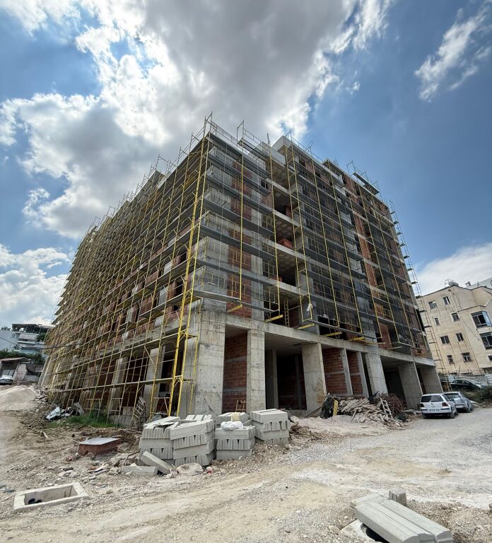 OKAZION Shitet Apartament 2+1 tek ish Burgu i Grave, Ali Demi