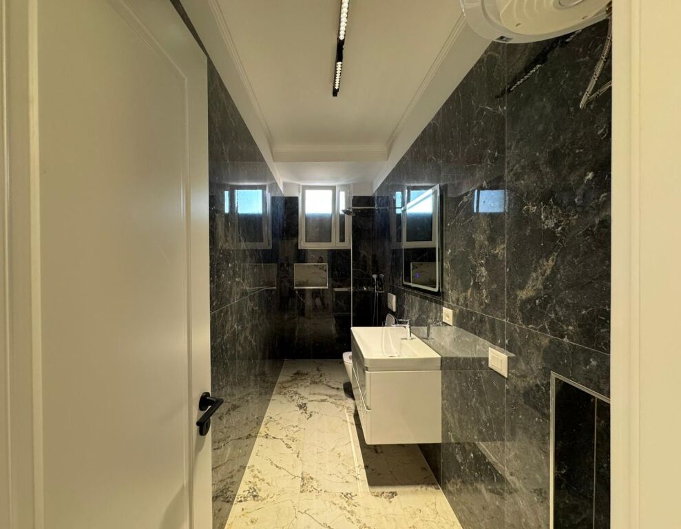 Shitet Apartament 2+1+2 Mine Peza, Prokuroria e Tiranes