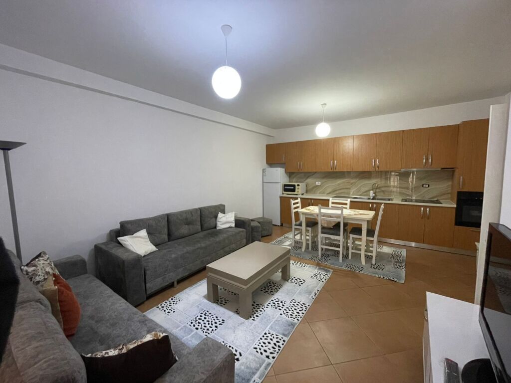 Apartament me qera 1+1 - 📍Shkoze, prane kompleksi Tom Doshit