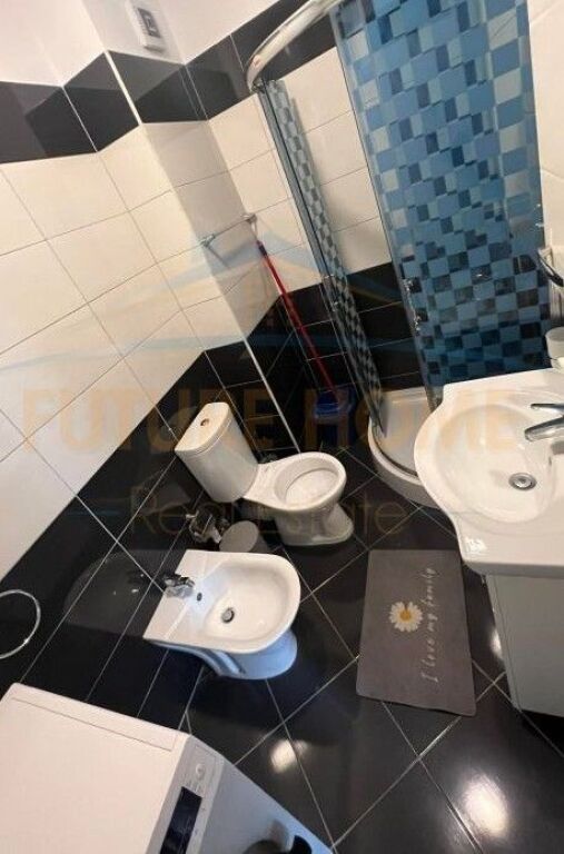 Qera, Apartament 2+1+2, Unaza e Re, Tiranë.