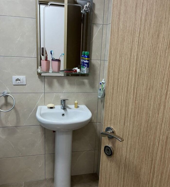 Apartament Me Qera 3+1+2 Tek 5 Maji (ID B230167) Tirane