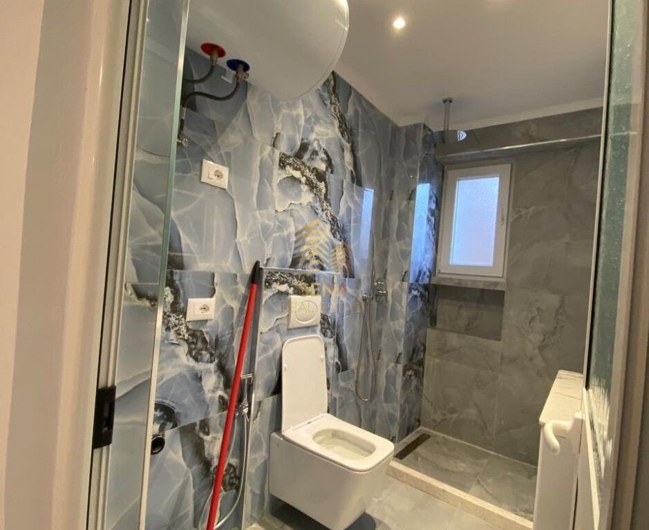 In vendita, Appartamento 2+1+2+Blk, Via Durazzo – Blocco Ambasciate, 185.000 Euro