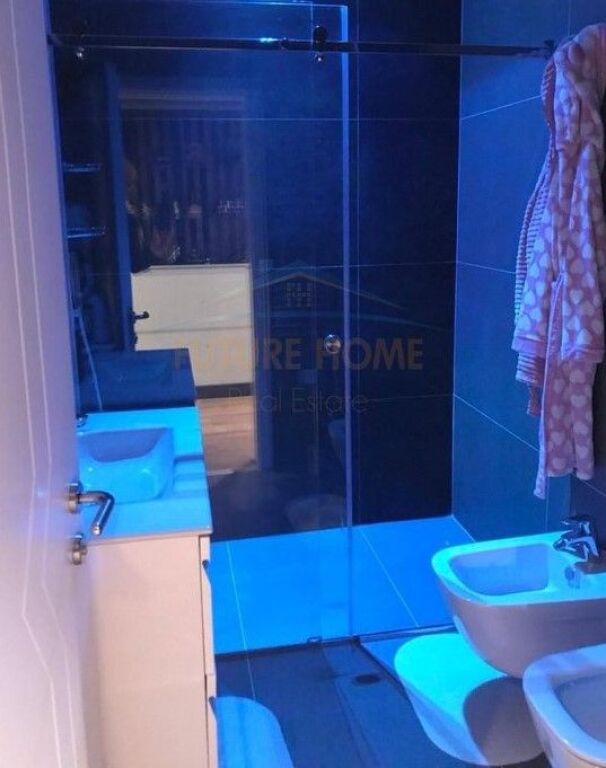 Rent, Apartment 2+1, University Book