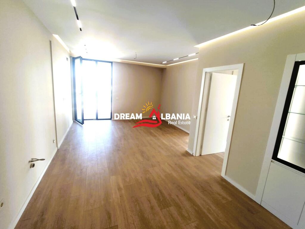 Appartamento 2+1 in affitto in Via Mine Peza, presso Golden Tower Residence ( ID 42215496 )