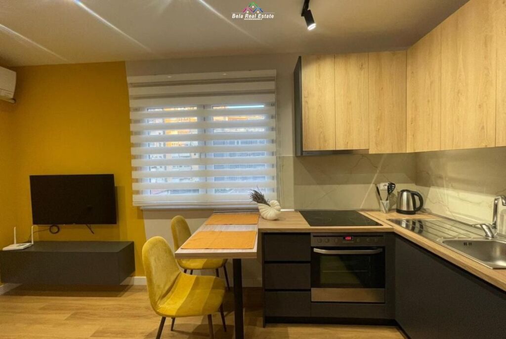Appartamento In Affitto 1+1 Vicino al Nuovo Mercato (ID B211432) Tirana