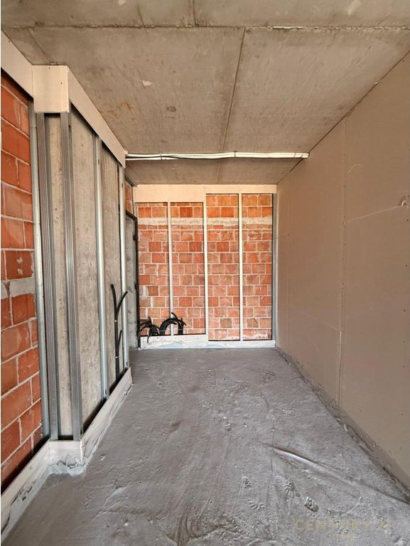 Apartment 2+1+2 with parking space for sale at Gradient Residence, in the Dry Lake area, Tirana, with a beautiful view of Tirana Lake. 🏡