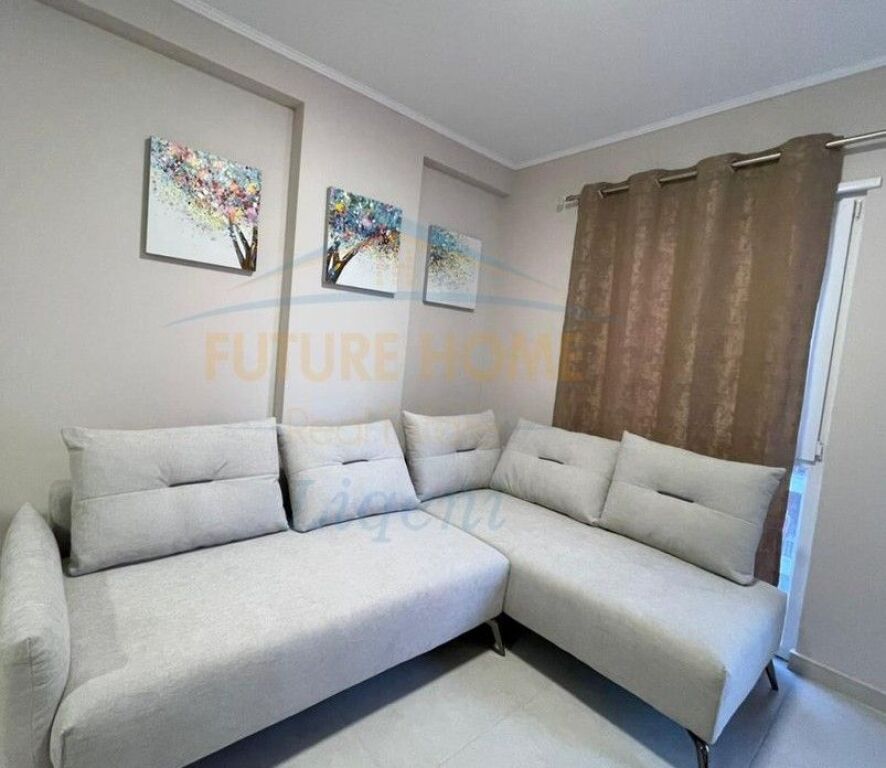 Qera, Apartament 1+1+Post Parkimi, Kompleksi Univers City, Tiranë