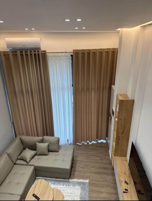 Dupleks studio in affitto ad Astir