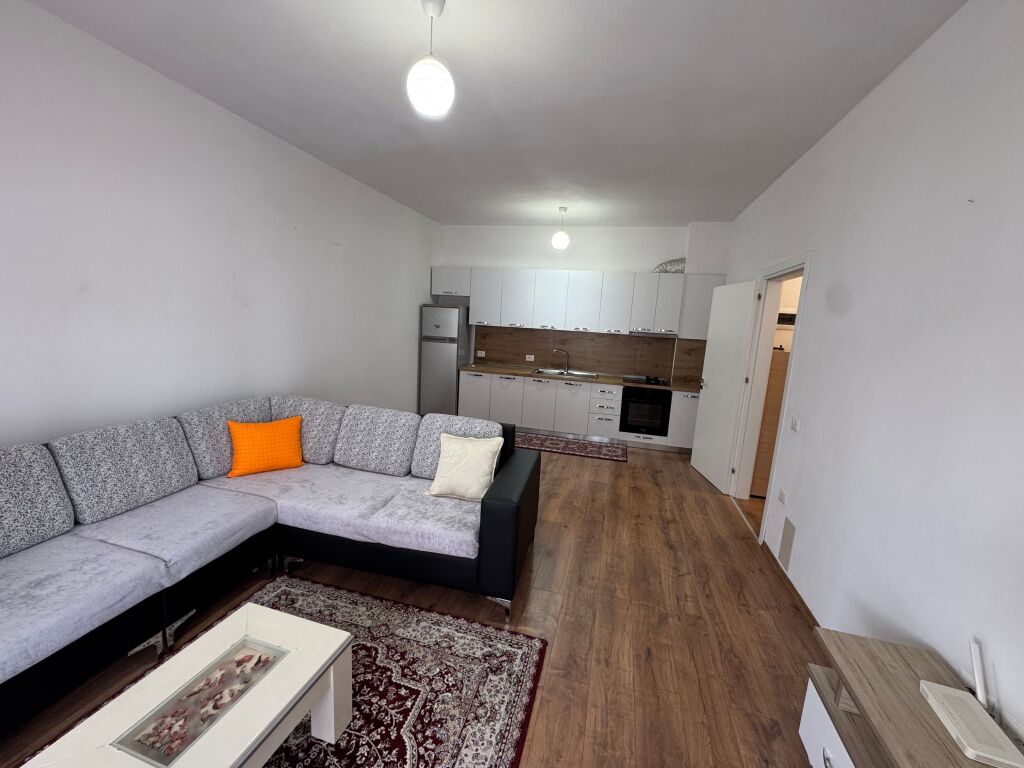 Apartament me qera