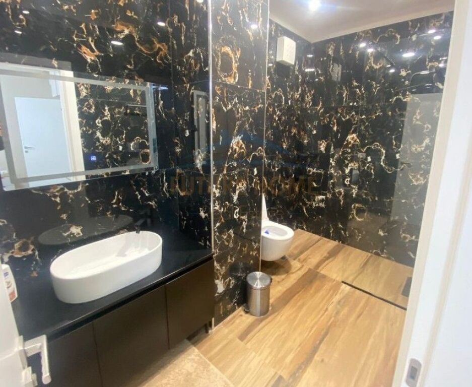 Affitto, Appartamento 2+1+2, Via Riza Cerova