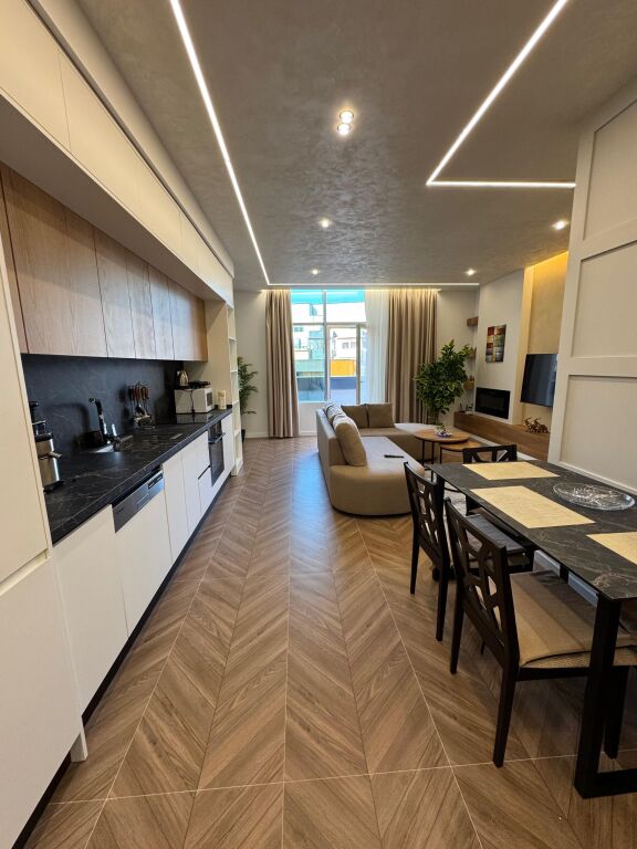 Jepet apartament me qera 2+1