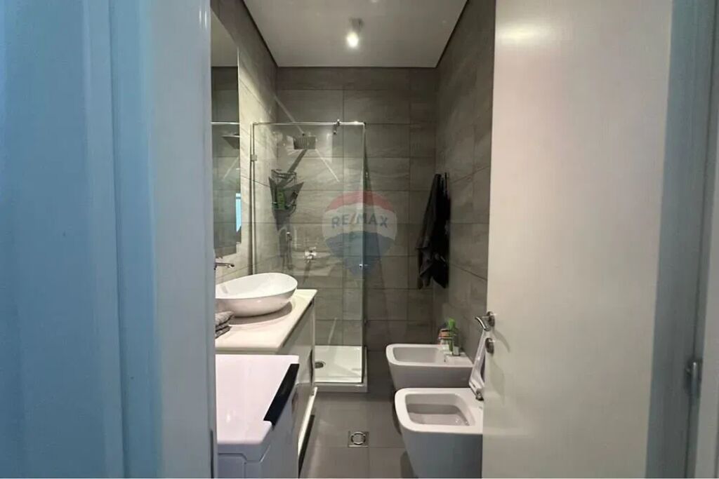 Jepet me qira apartament 1+1,Komuna e Parisit!