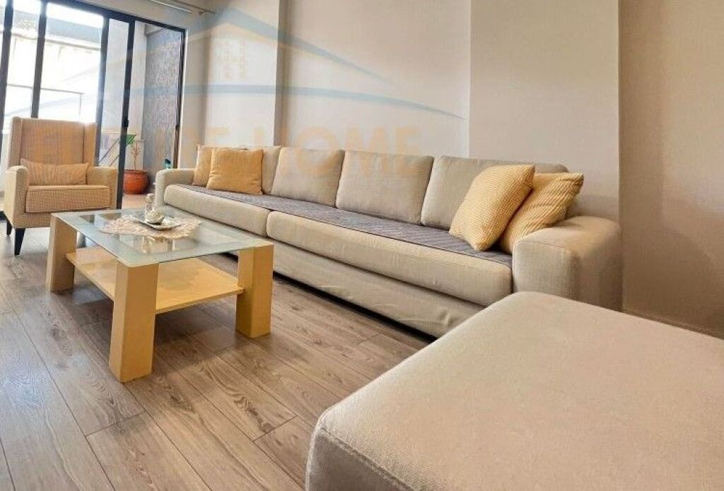 Affitto, Appartamento 2+1+2, Nuovo Anello, Tirana.