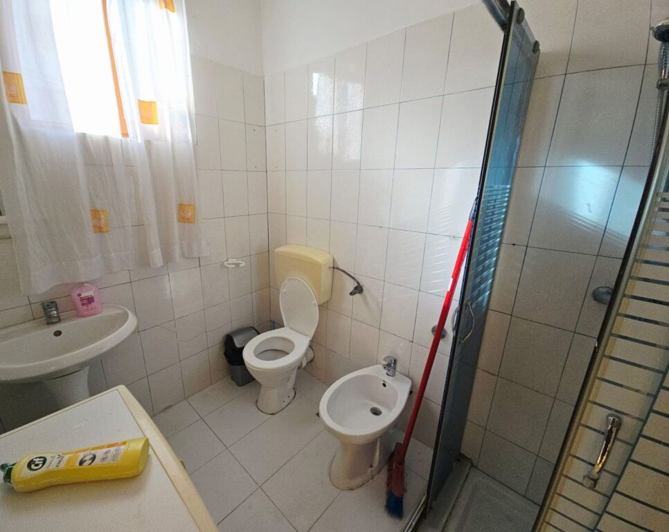 Appartamento 1+1 in affitto allo Stadio di Durazzo