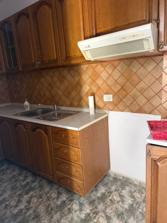 Jepen me qira ambient për biznes,Bllok