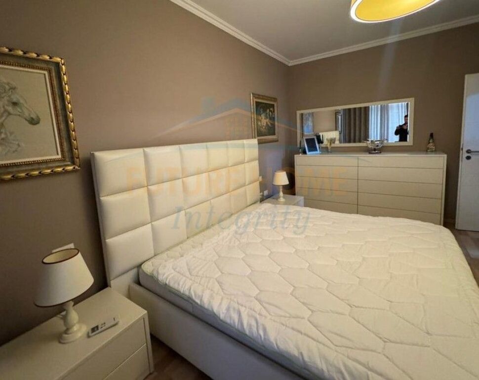 Affitto, Appartamento 2+1, Ex Mercato Elettrico, Tirana.