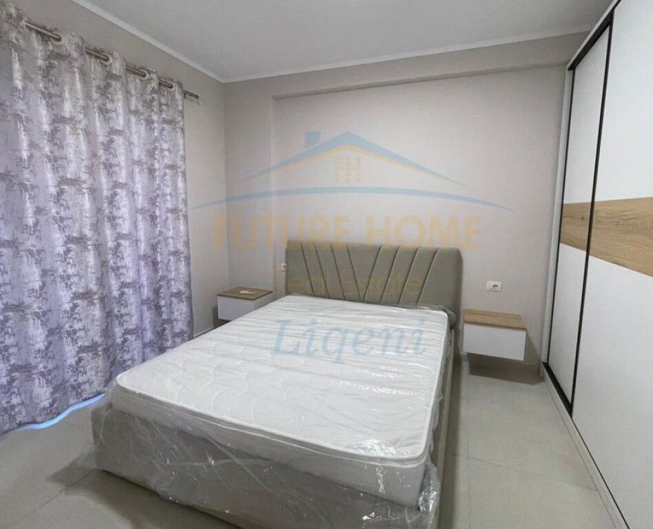 Qera, Apartament 1+1+Post Parkimi, Kompleksi Univers City, Tiranë