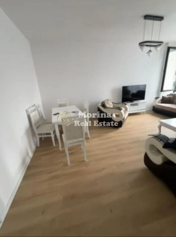 Affitto | Appartamento 2 + 1 | Nuovo Viale | 700 €/mese