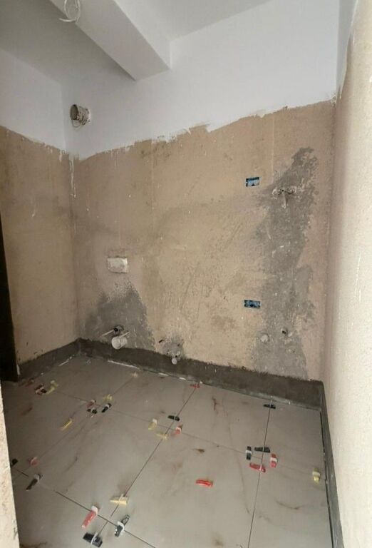 2+1 apartment for sale Ali Demi, electric market