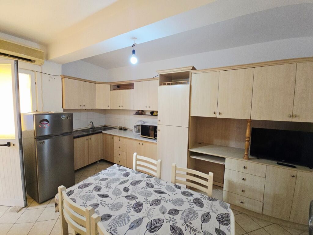 Appartamento 1+1 in affitto allo Stadio di Durazzo