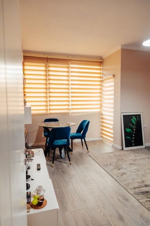 Apartament 1+1, Garda!