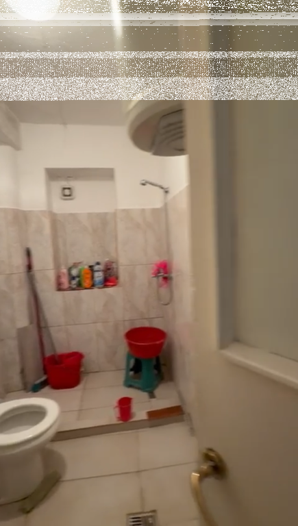 Apartament 1+1, Myslym Shyr!