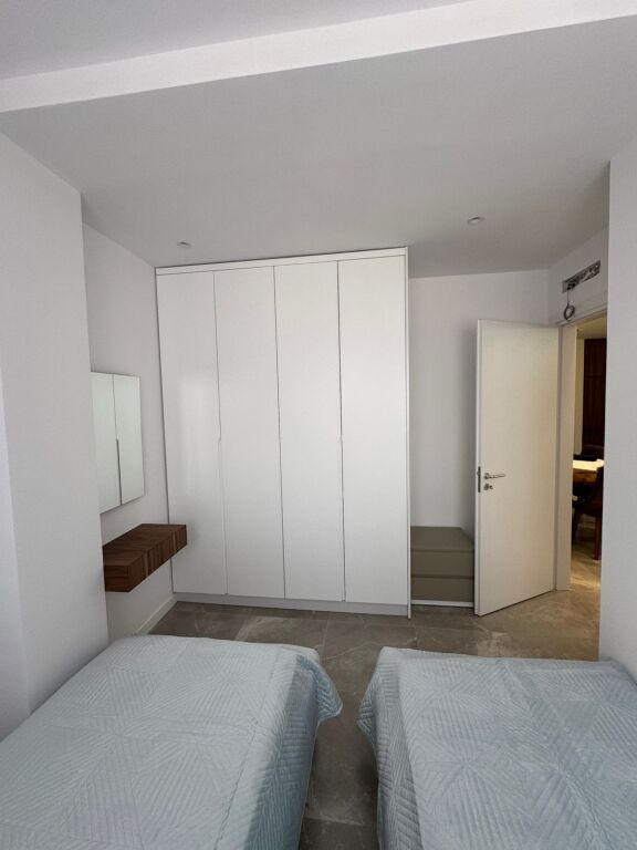 Apartment 2+1 for rent at Pazari i Ri