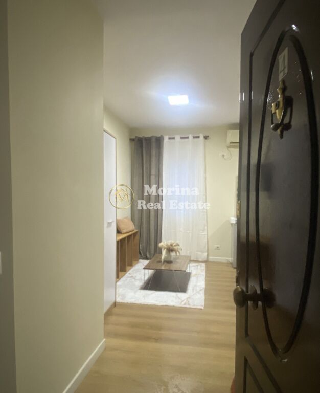 Qera, Garsionere, ne qender te Tiranes, 400 euro/muaj