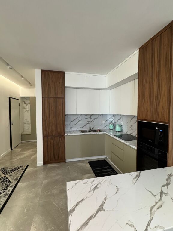 Apartment 2+1 for rent at Pazari i Ri