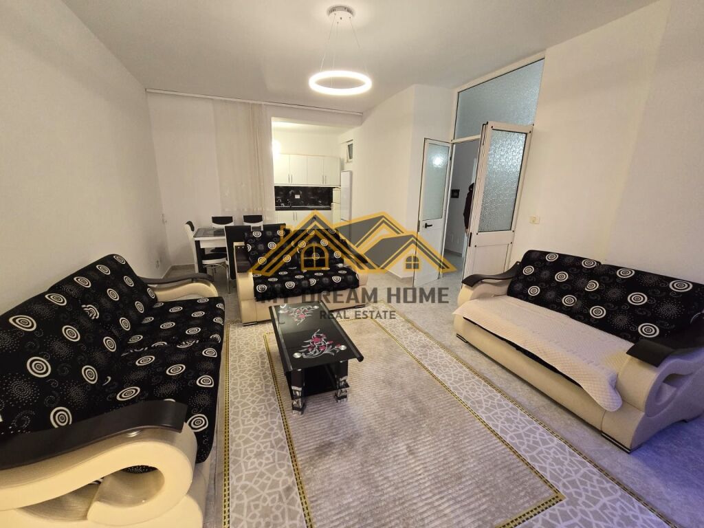 JEPET ME QIRA APARATMENT 2+1+2 NE VOLLGA ME PAMJE DETI