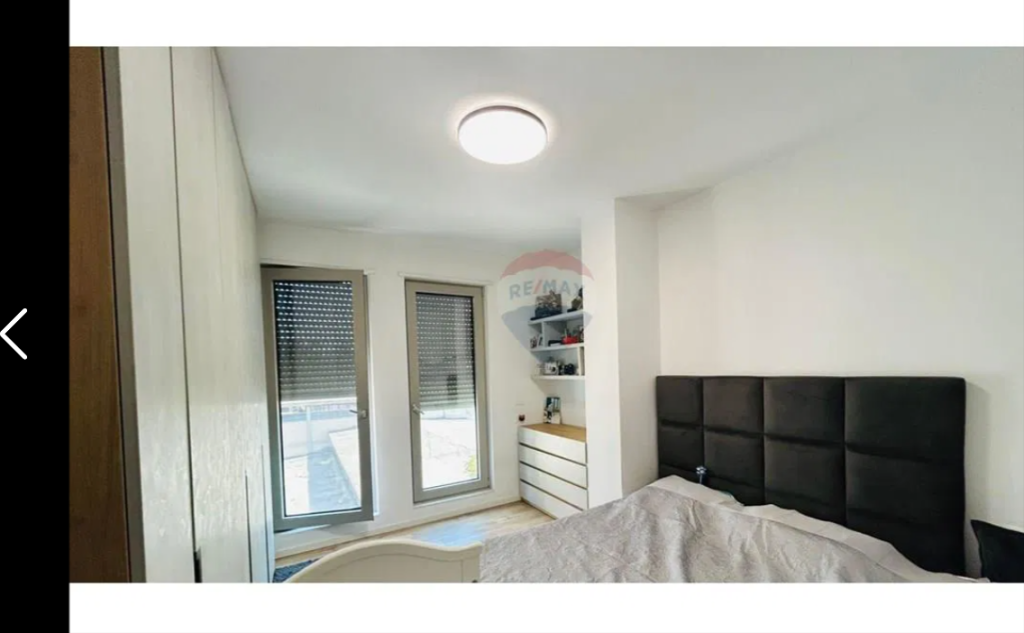 Apartament per shitje 1+1 tek Sheshi Karl Topia