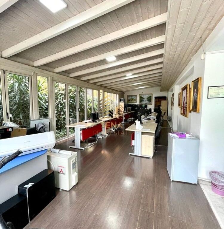 Business Premises for Sale Unit 217m² • 3000 Euro/m² , Elbasan Street, 651,000 Euro