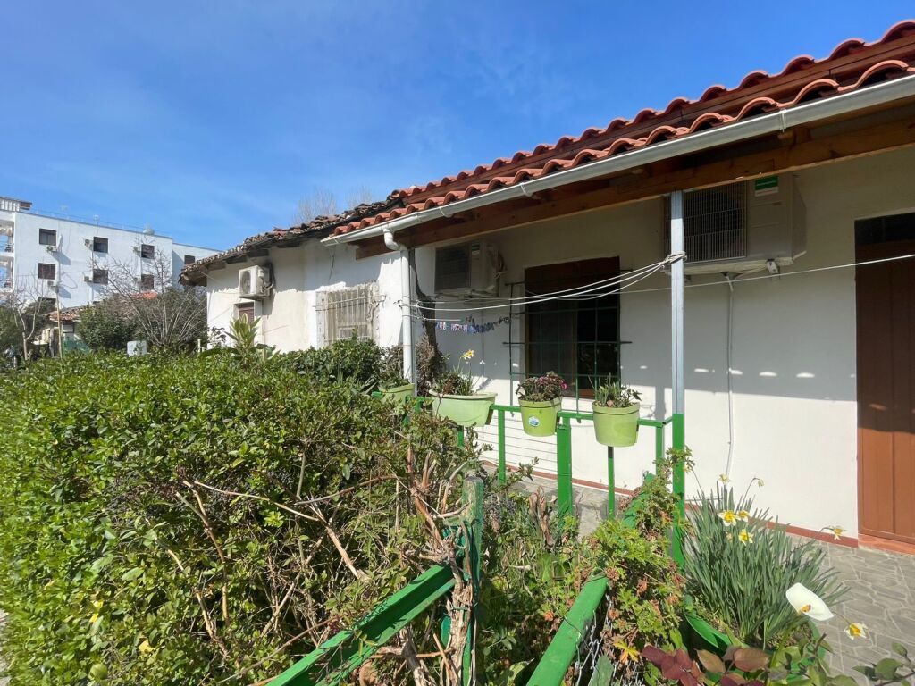 Shitet shtepi private