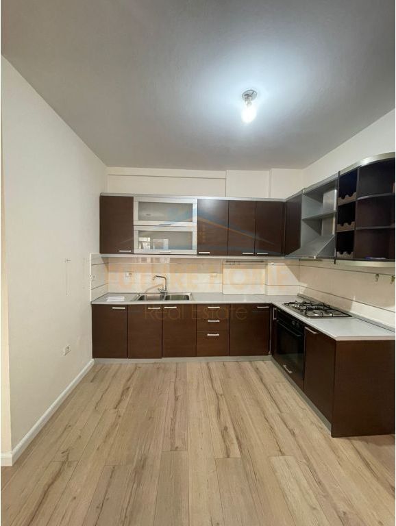 Rent, Apartment 1+1, Bill Klinton Street, Kodra E Diellit.