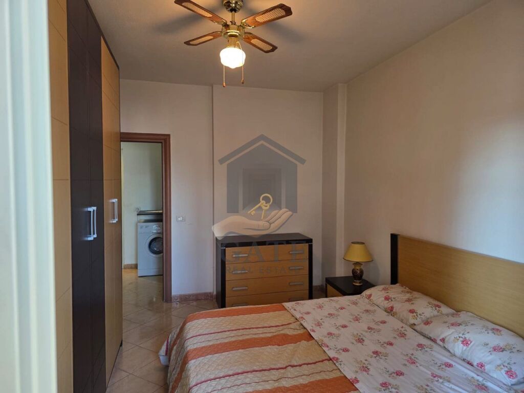 Jepet me qera, Apartament 2+1, UKD, Durrës