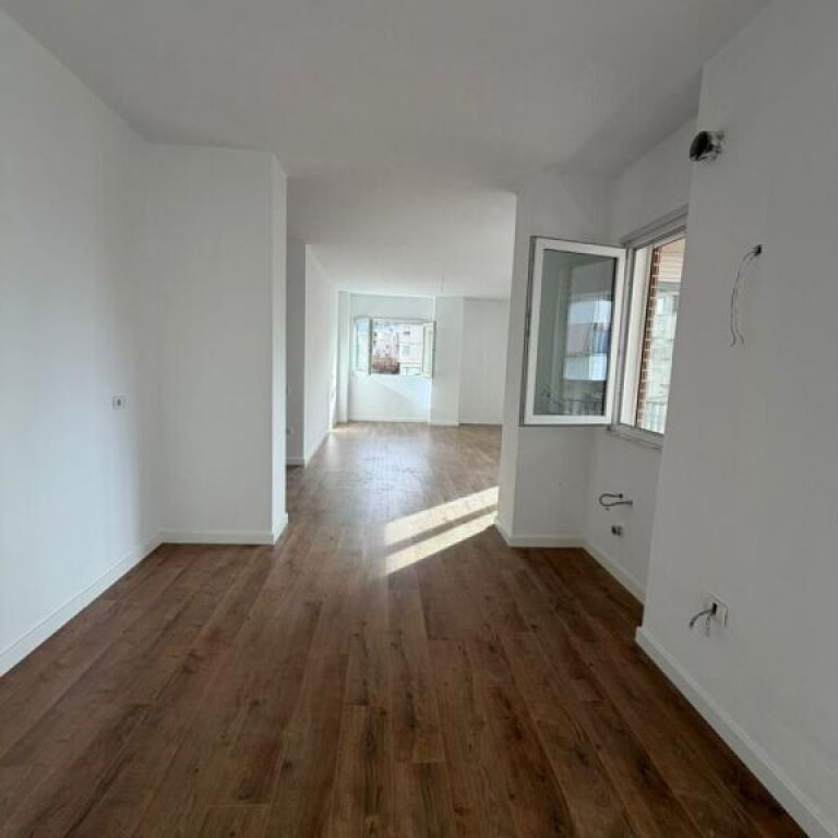 🏠 Appartamento 3+1 con 2 Bagni in Vendita – Nuovo Mercato-2500euro/m2