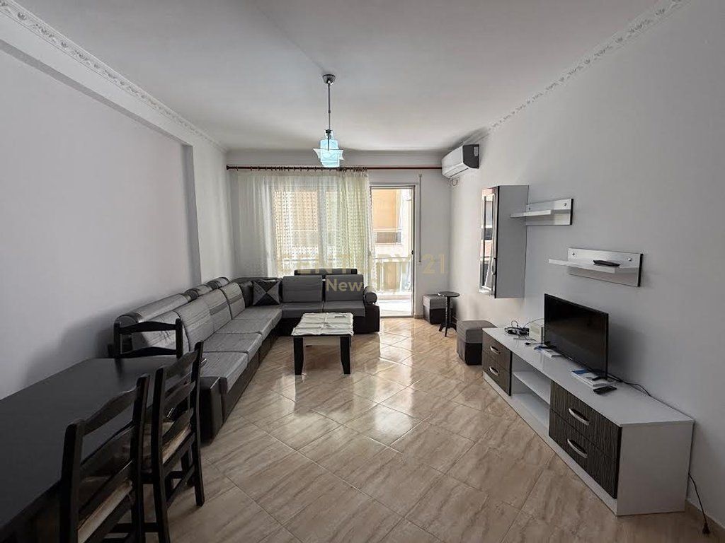 Jepet me qera Apartament 2+1 ne Vollga i mobiluar.