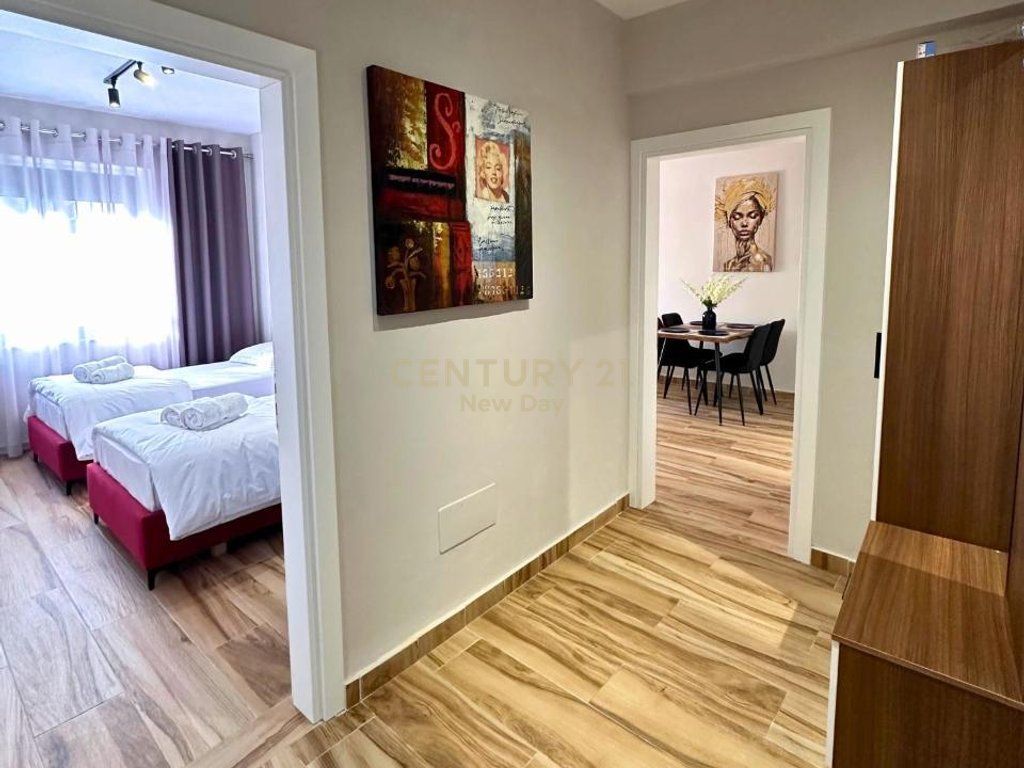 .Apartament 2+1 Me Qira në Qender te Durrësit - 650€ | 73 m²