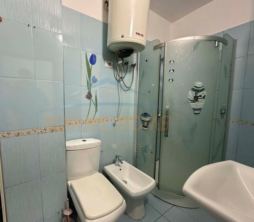 Rent, Apartment 2+1+2, Unaza e Re