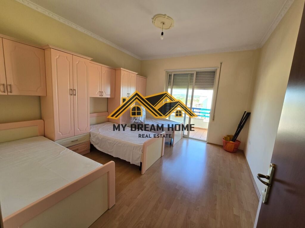 JEPET ME QIRA APARTAMENT 2+1+2 ME PAMJE DETI NE PLAZH,DURRES!