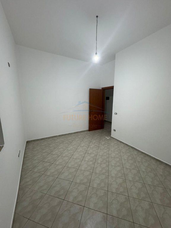 For sale, Apartment 1+1, Fresk, Tirana. 