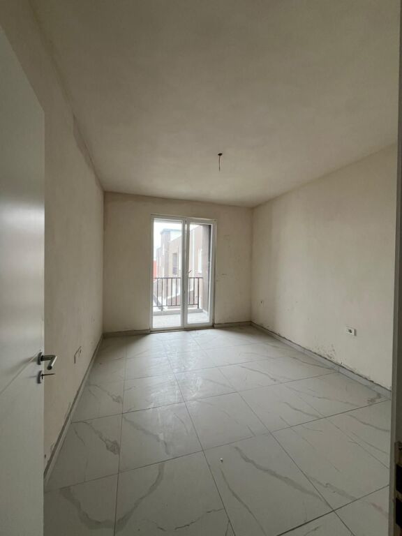 Appartamento 2+1 in Vendita a Kamëz