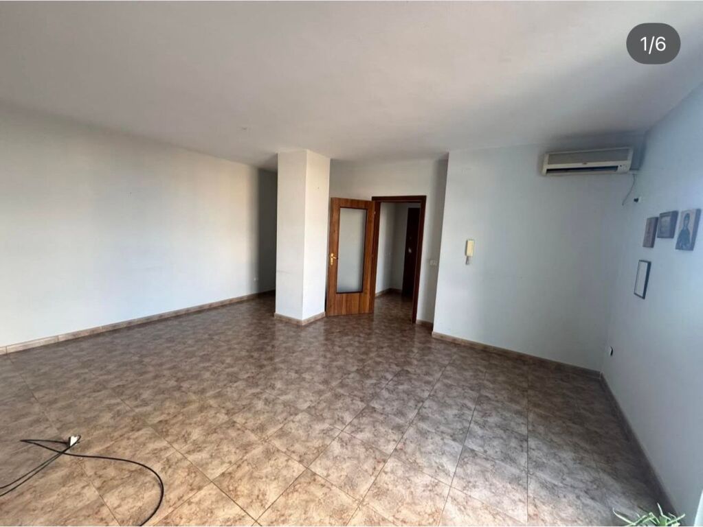 2+1, per ufficio palazzo nuovo, ex esposizione, 650 mila lek