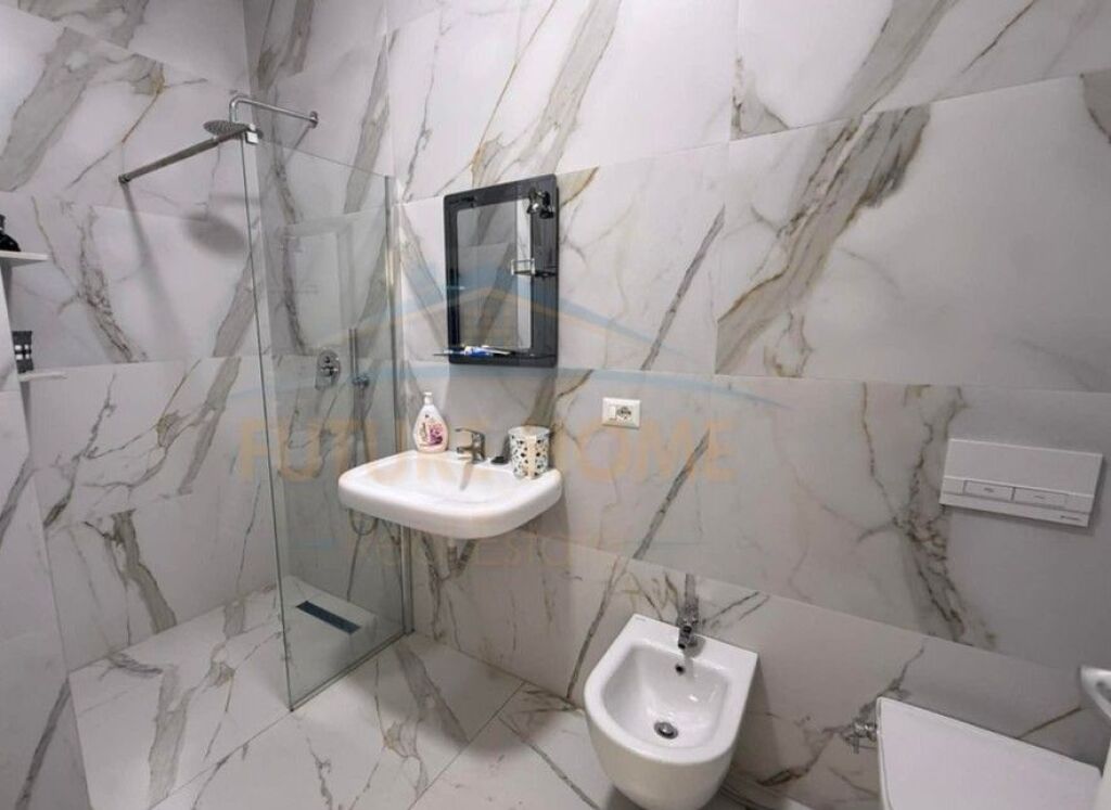 Rent, Apartment 2+1+2+ Parking Space, Aviation Field