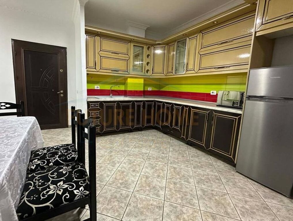 Rent, Apartment 2+1+2, Unaza e Re